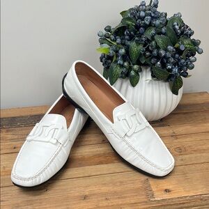 Pristine Diane B. Newport Leather Loafers